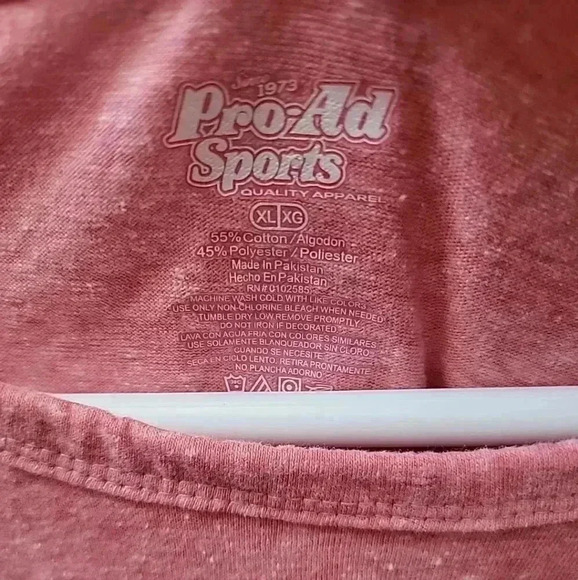 Wisconsin Badgers Campus Heritage Long Sleeve Red Long Sleeve Shirt XLarge Comfy - Picture 2 of 4